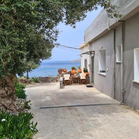 Colimbos Accommodation, 2 Min From The Beach Sfinarion Bagian luar foto