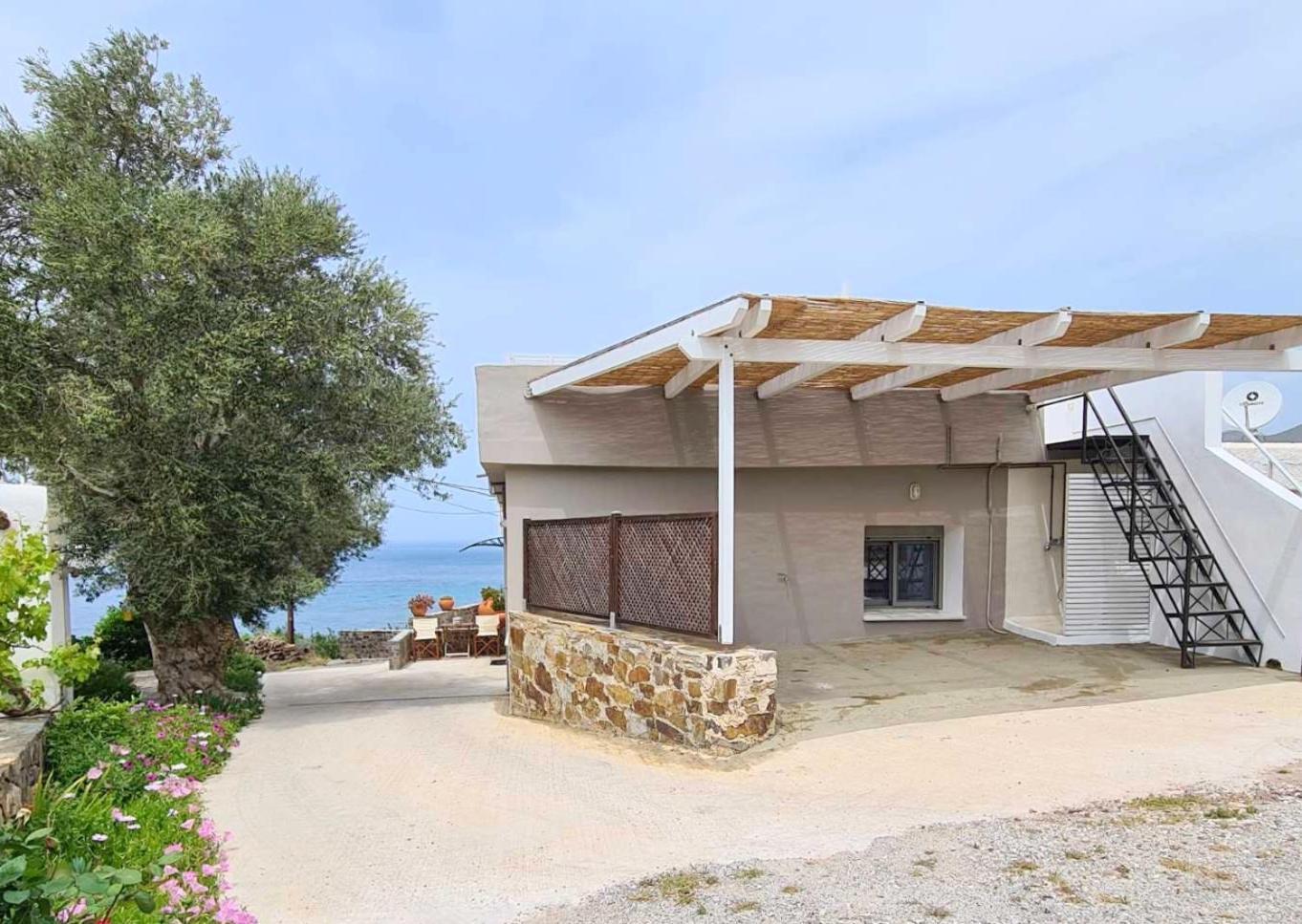 Colimbos Accommodation, 2 Min From The Beach Sfinarion Bagian luar foto