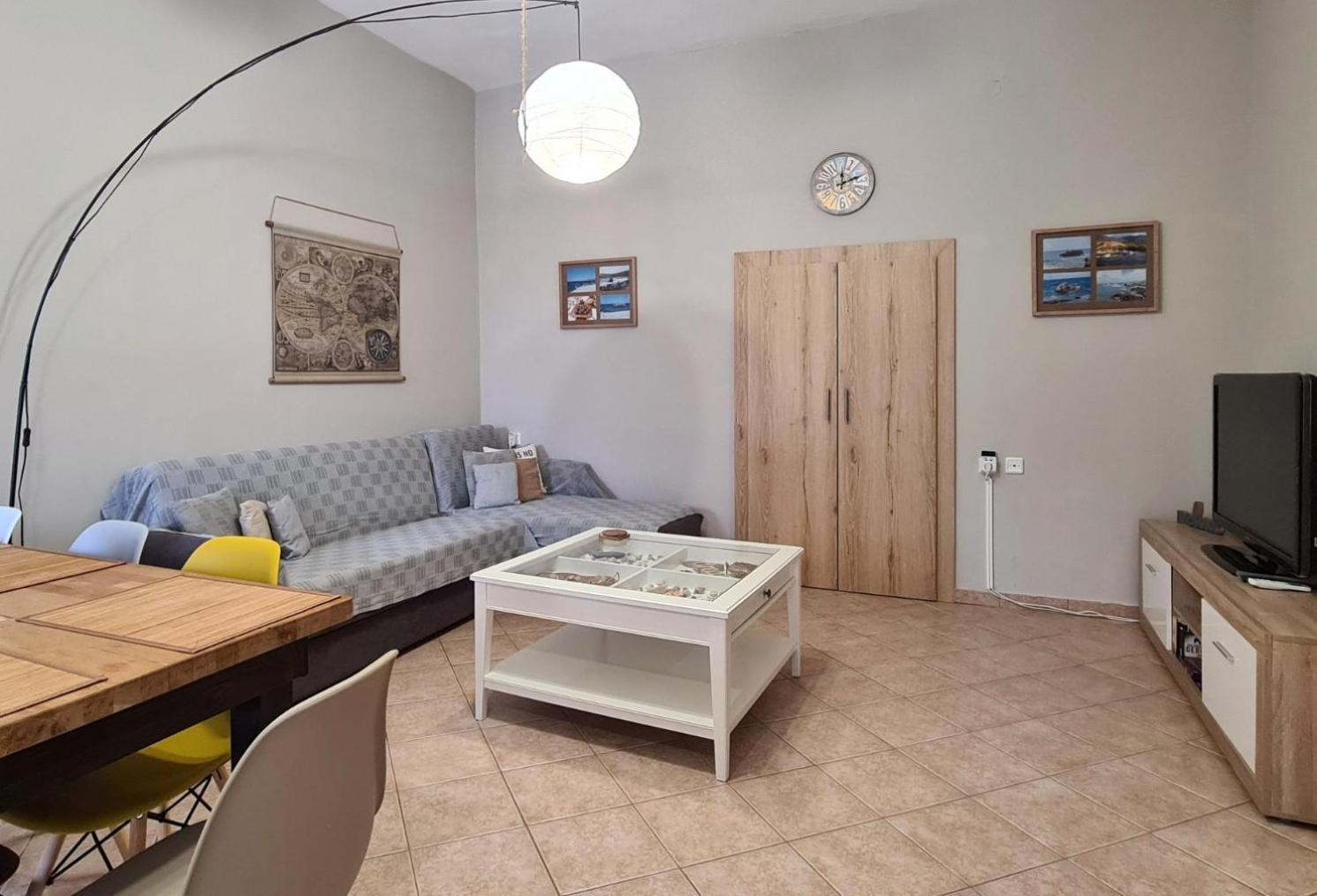 Colimbos Accommodation, 2 Min From The Beach Sfinarion Bagian luar foto