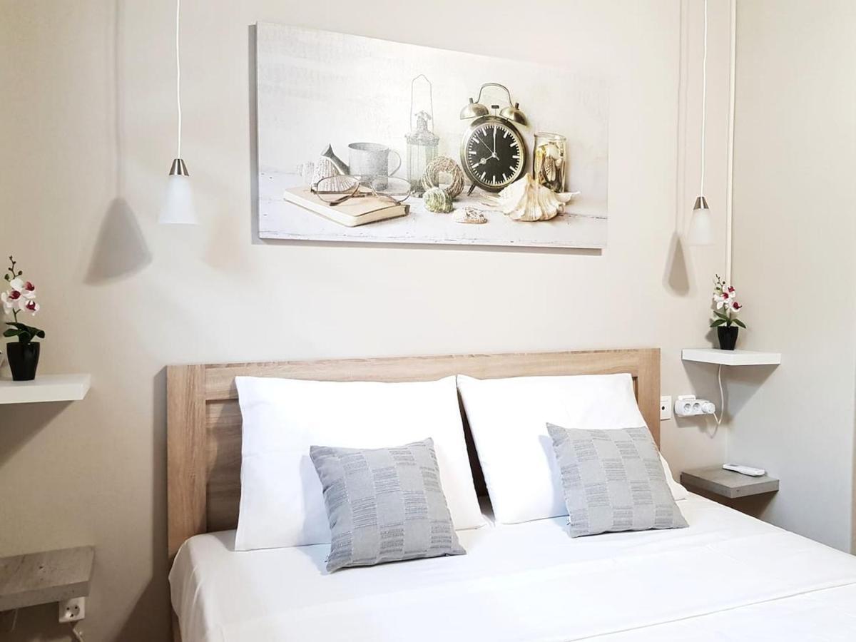 Colimbos Accommodation, 2 Min From The Beach Sfinarion Bagian luar foto
